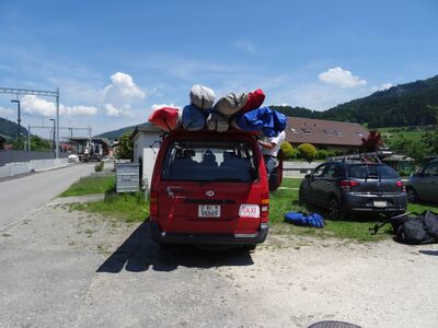 Auffahrt mit dem Clubbus