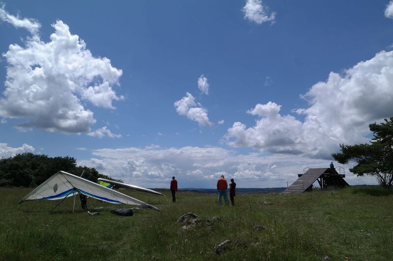 Datei:1200px-SAM 4255.JPG