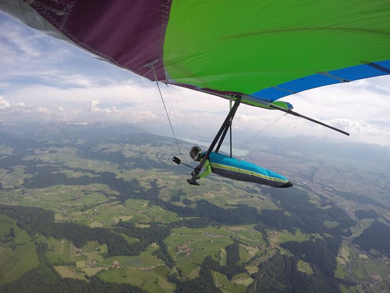 Datei:1200px-Falkenflue2021-Flug (5).JPG