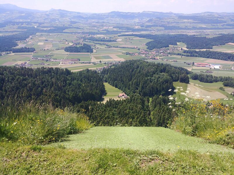 Datei:Falkenflue2021-Startplatz (2).jpg