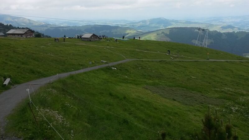 Datei:Ebenalp start gleitschirm.jpg