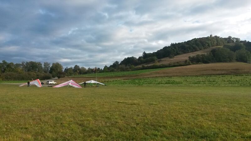 Datei:1200px-Einkorn landeplatz NW.jpg